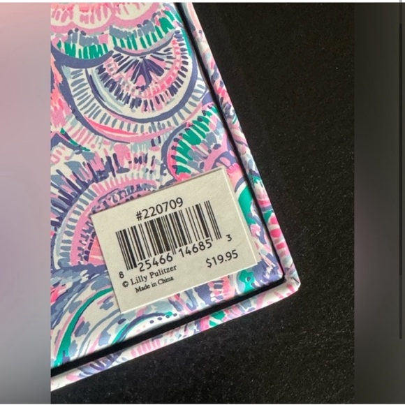 Apple AirTag gps air tag holder happy as a clam NEW key chain Lilly Pulitzer - Picture 2 of 2